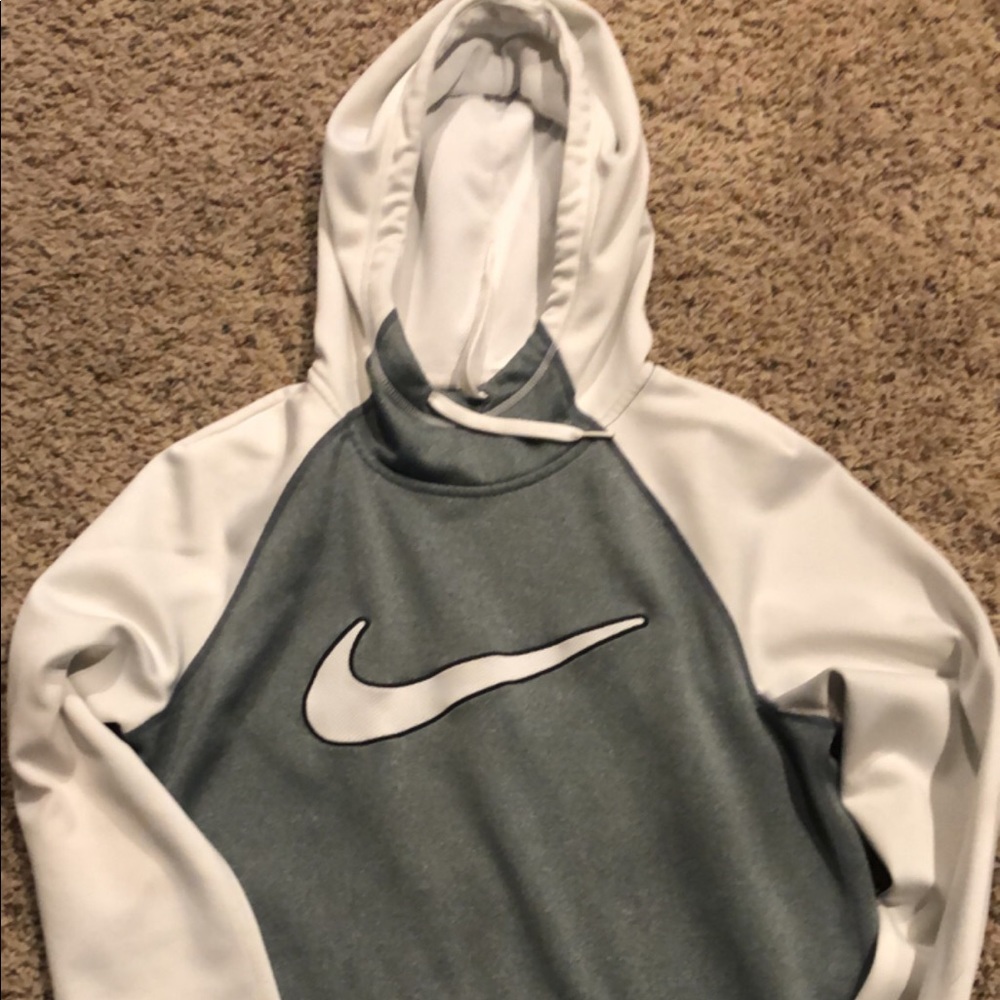 Nike sweatshirt